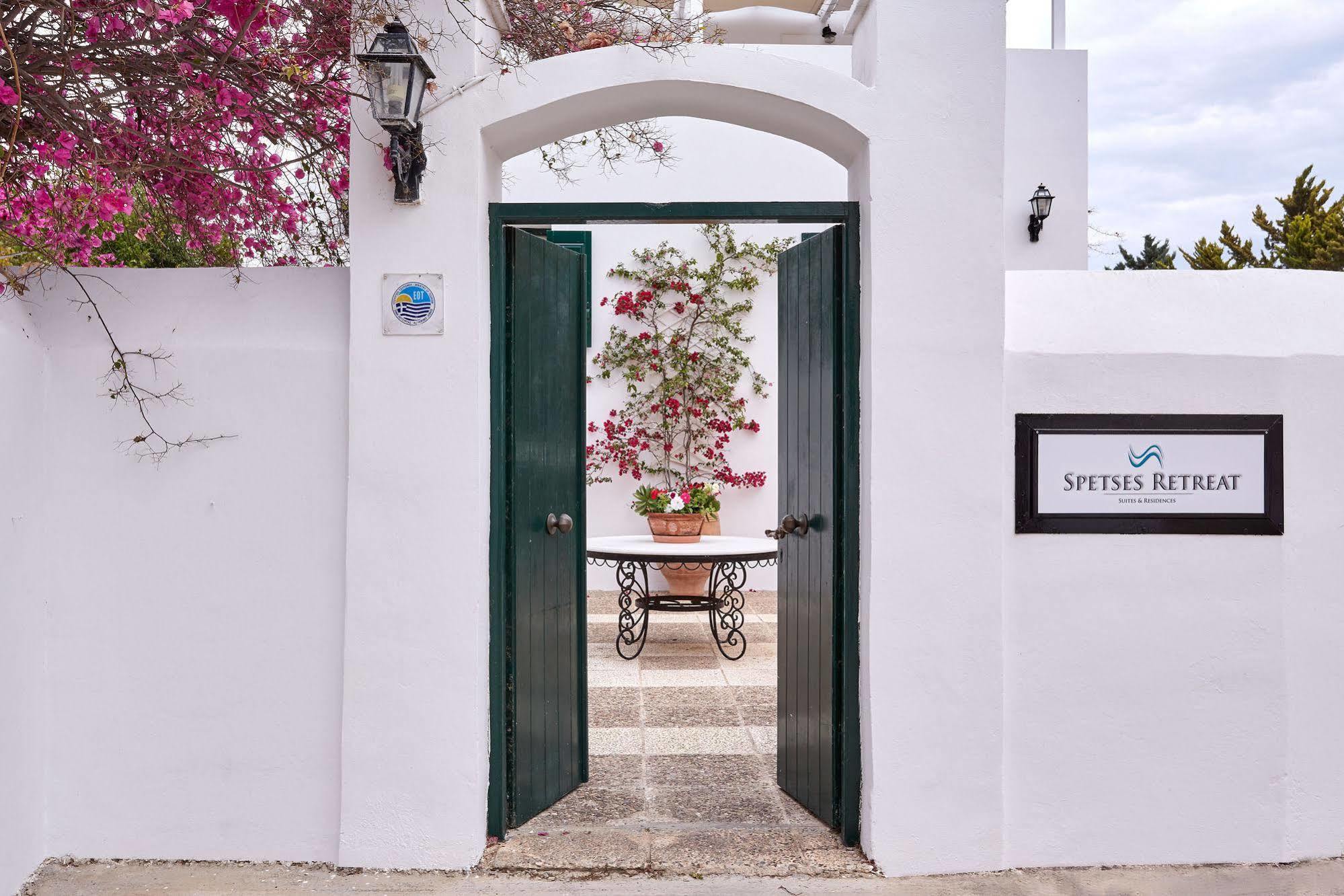 Spetses Retreat Accommodation Bagian luar foto