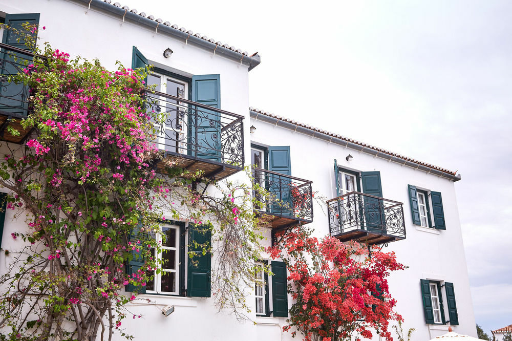 Spetses Retreat Accommodation Bagian luar foto